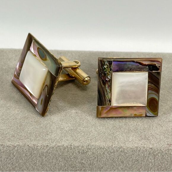 Vintage Cufflinks Mother of Pearl Abalone Inlay Gold Tone Metal Cufflinks - Picture 2 of 6